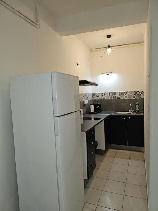 1-Centre-Ville Studio 25M2 Box A Bagages Gratuits Каркассон Экстерьер фото